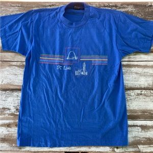 Vintage tourist tee, St. Louis blue tshirt, size medium